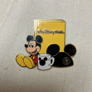 Disney WDW Birnbaum Coupon Gift Mickey Souvenirs Pin